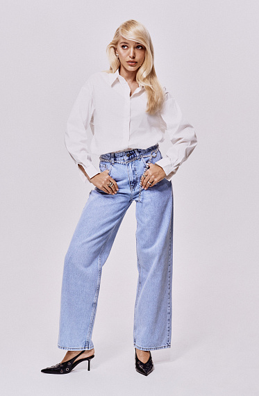 Dżinsy WIDE-LEG w kolorze niebieskim - 7000